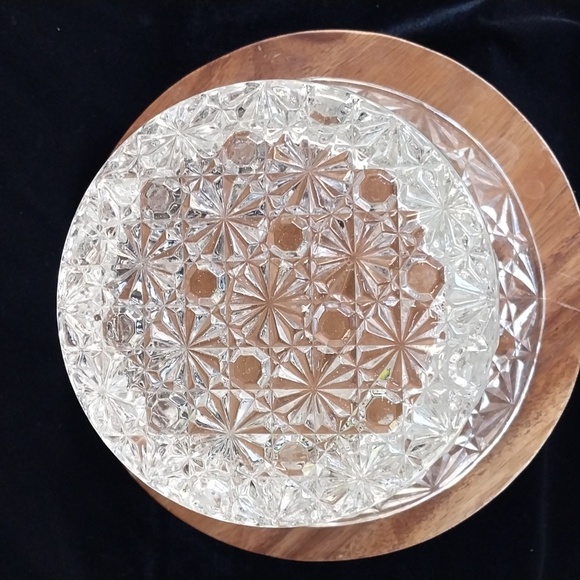 Huge Vintage Fenton glass top hat Button & Daisies Good Condition-One Chip Noted - Picture 9 of 12